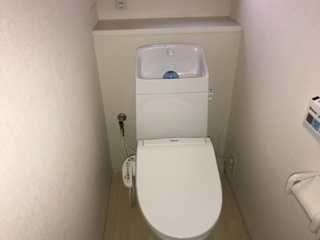 シャワー付トイレ