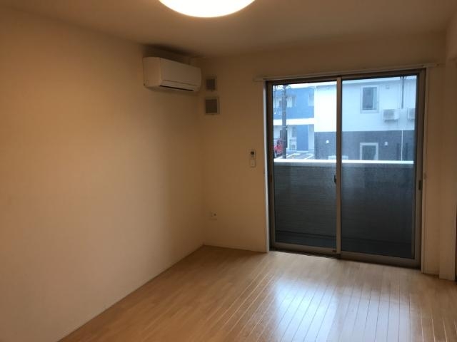 高尾崎 NEW TOWN　La・Ｔｅｒｒｅ E 1階の物件の内観