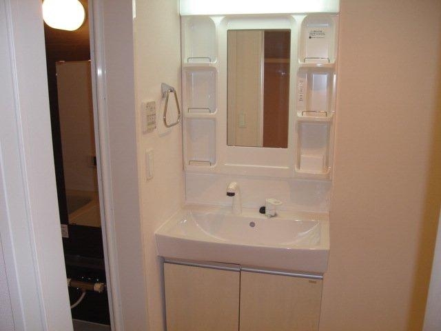 洗髪洗面化粧台