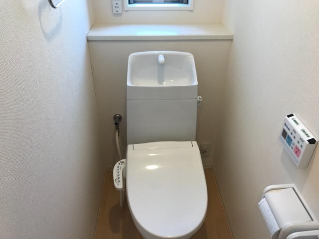 シャワー付トイレ