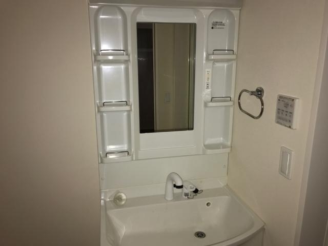 洗髪洗面化粧台