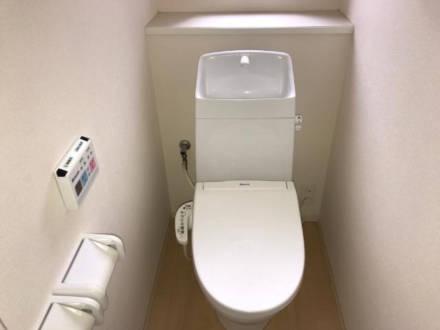 シャワー付トイレ