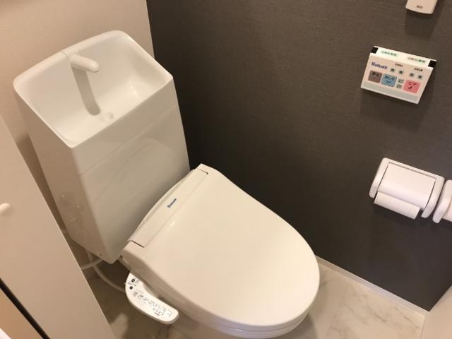 シャワー付トイレ