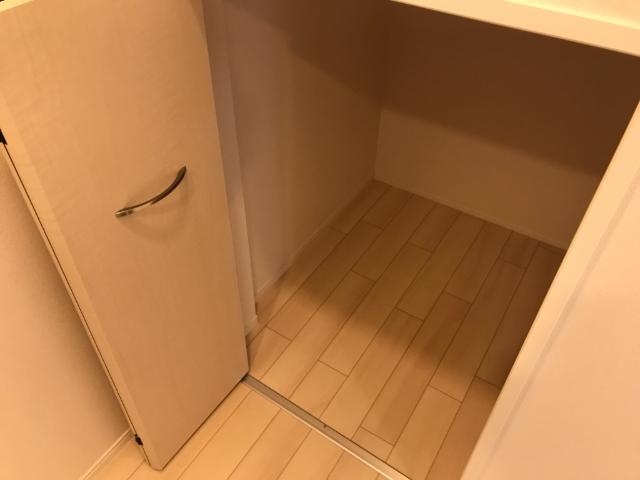階段下収納