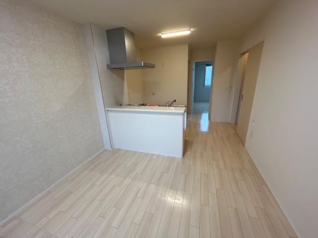 高尾崎 NEW TOWN La・Terre H 2階の物件の内観