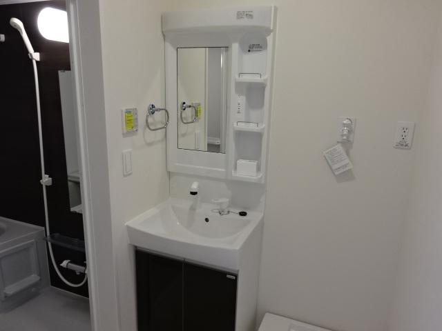 洗髪洗面化粧台