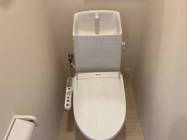 シャワー付トイレ