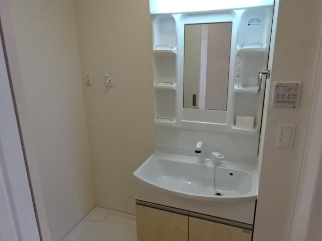 洗髪洗面化粧台