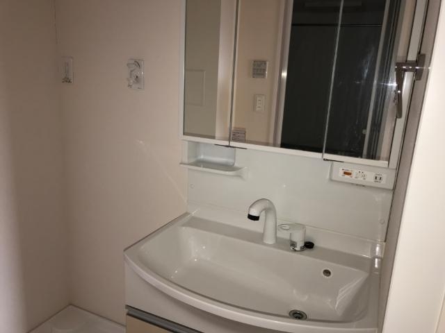 洗髪洗面化粧台