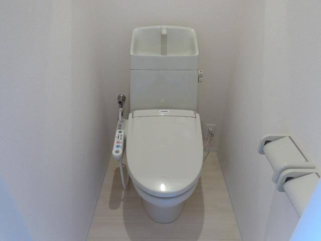 シャワー付トイレ