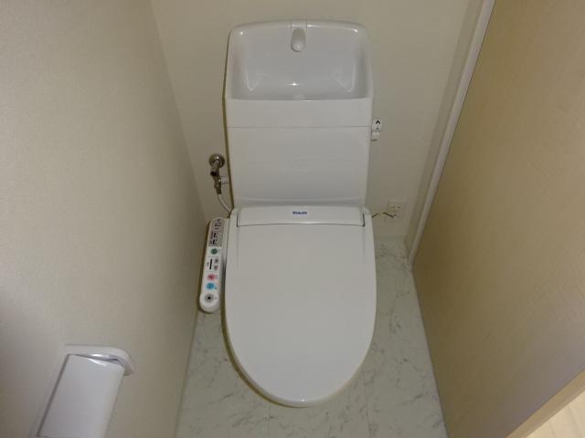 シャワー付トイレ