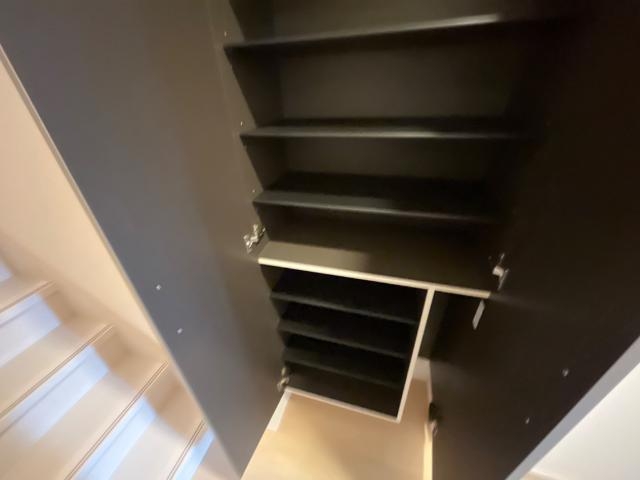 シューズボックス