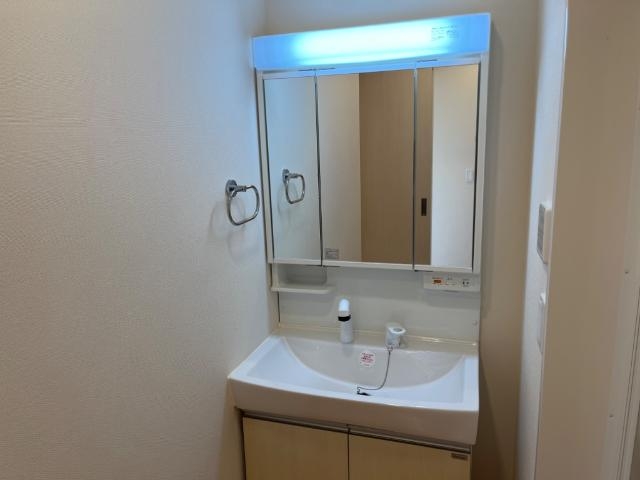 洗髪洗面化粧台