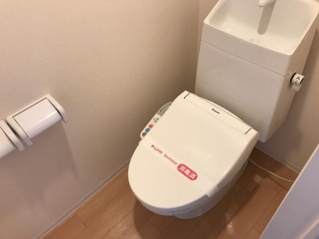 シャワー付トイレ