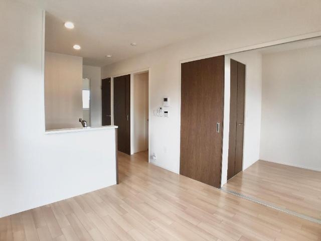 シェル　フローラ 2階の物件の内観