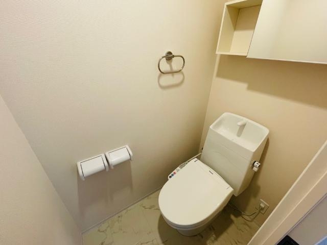 シャワー付トイレ