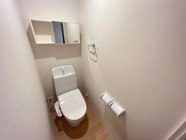 シャワー付トイレ