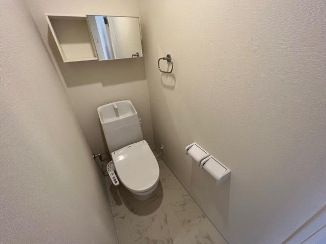 シャワー付トイレ