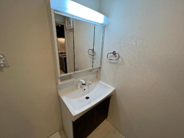 洗髪洗面化粧台