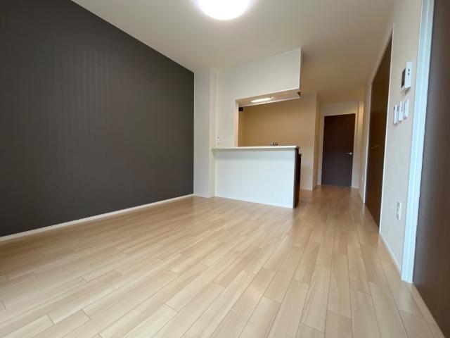 ロイヤルヒルズ(Royal Hills) 1階の物件の内観