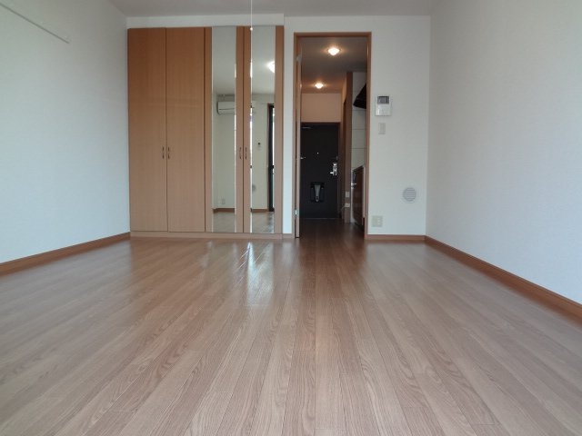 チェリー・ブロッサム 2階の物件の内観