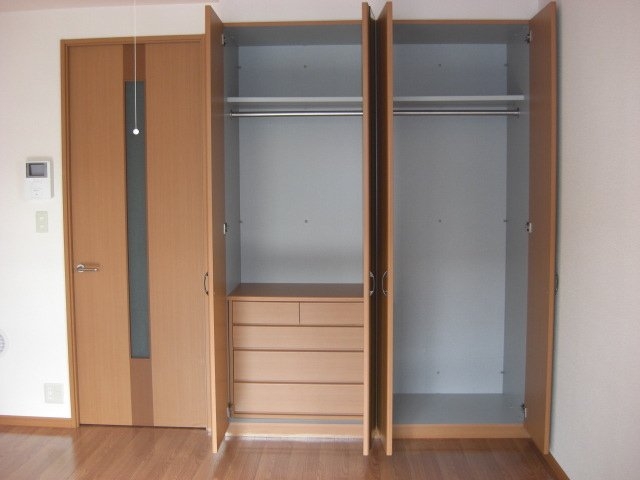 クローゼット（イメージ）