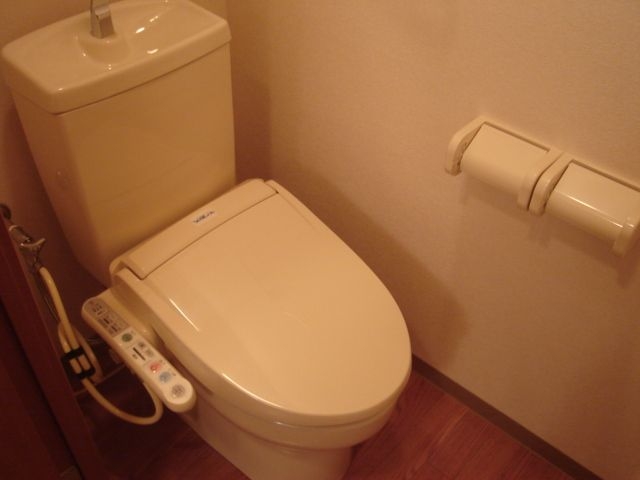 シャワー付トイレ（イメージ）