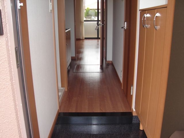 玄関（イメージ）