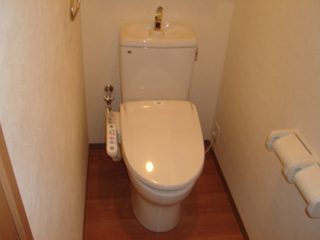 シャワー付トイレ