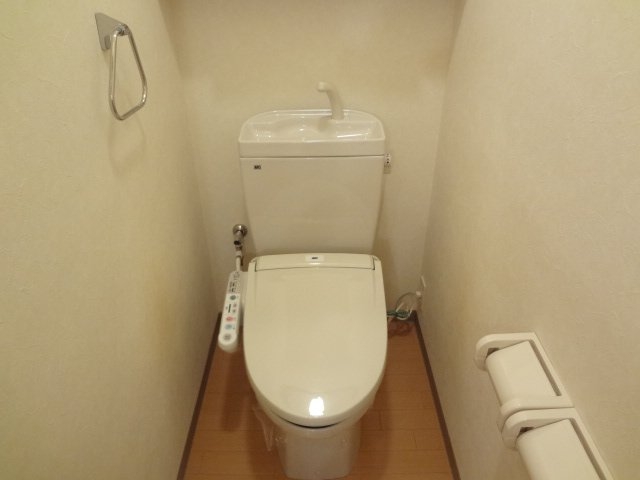 シャワー付トイレ