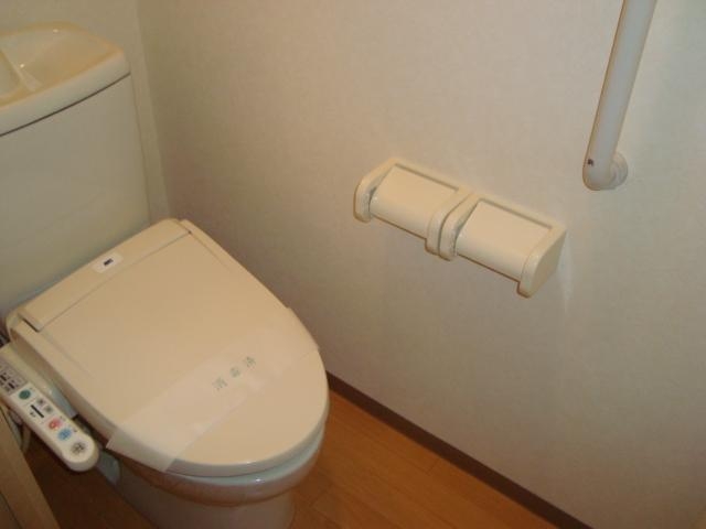 シャワー付トイレ