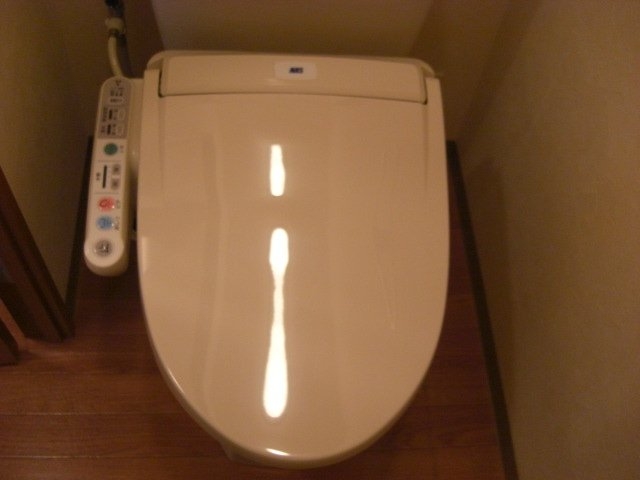 シャワー付トイレ