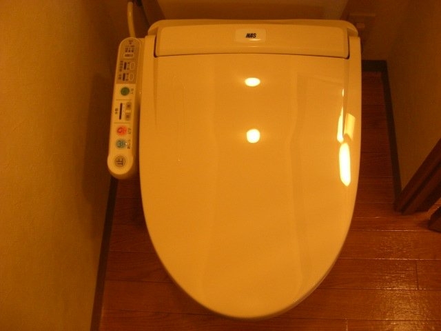 シャワー付トイレ