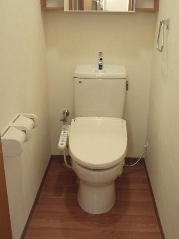 シャワー付トイレ