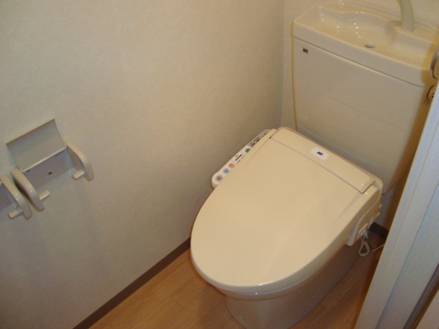 シャワー付トイレ（イメージ）