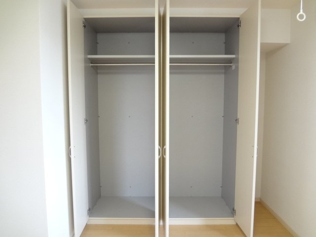 リビングクローゼット