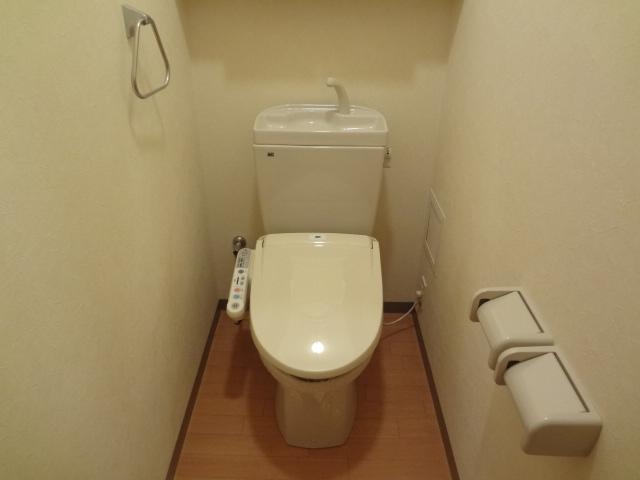 シャワー付トイレ