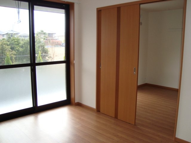 南側洋室（イメージ）