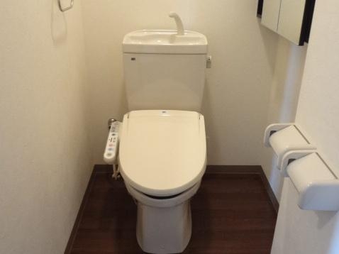 シャワー付トイレ