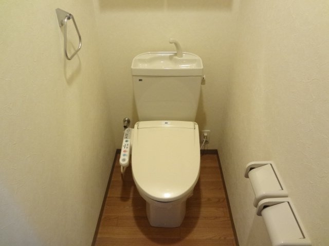 シャワー付トイレ