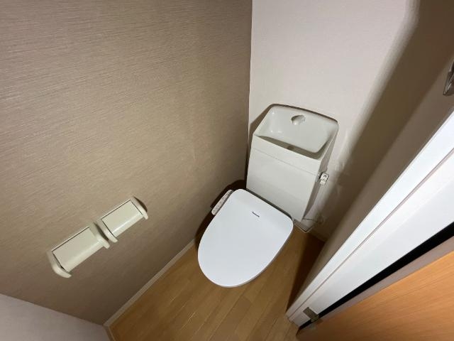 シャワー付トイレ