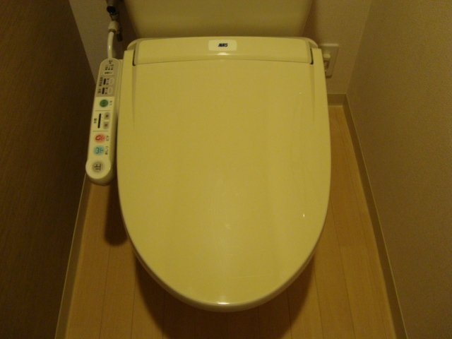 シャワー付トイレ