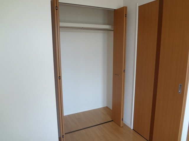 南側洋室クローゼット