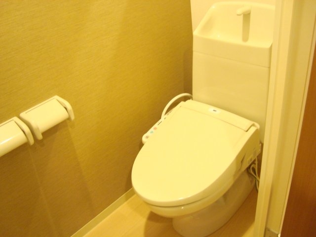 シャワー付トイレ