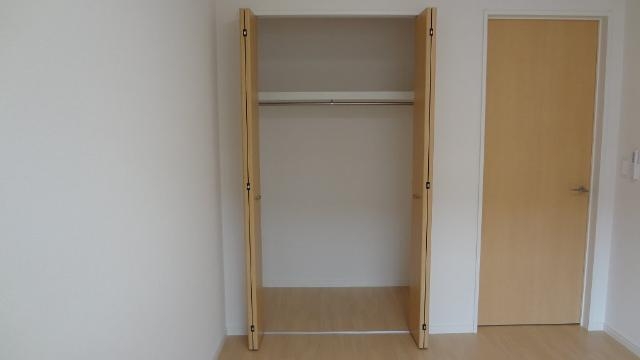 北側洋室クローゼット