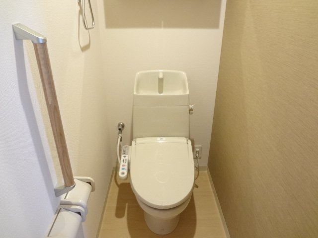 シャワー付トイレ