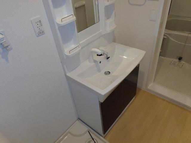 洗髪洗面化粧台