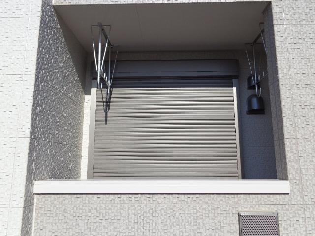 窓シャッター
