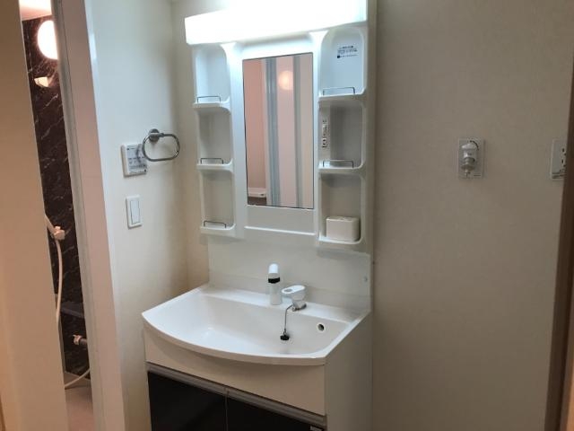 洗髪洗面化粧台