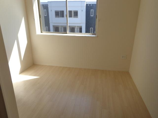 リビング横洋室